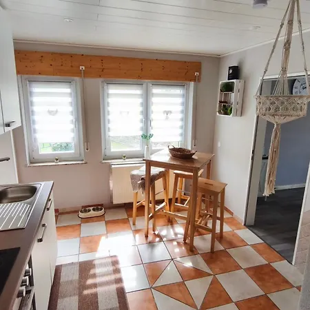 Zeitwerk Eifel Apartman *